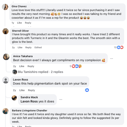 Customer review comments for Vitamin C clay mask shown in text bubbles
